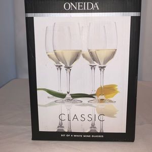 Oneida Classic Wine Glasses